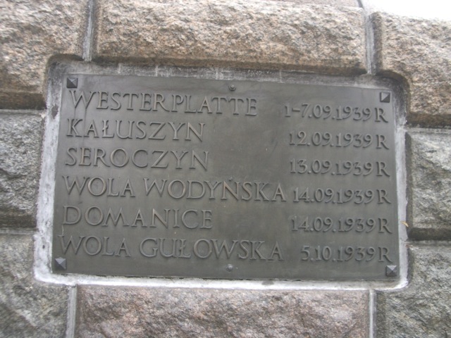 Siedlce military graves.jpg