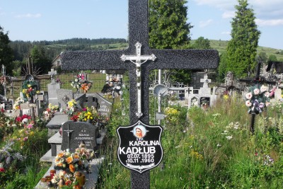 Kadlub Karolina, Kluska Jozef, Jugowiec Maria, Kapalka, Smiech Ignacy, Piekielnik Cemetery 2009.jpg